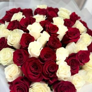 Grand Éclat – Roses Rouges & Gerberas Blancs
